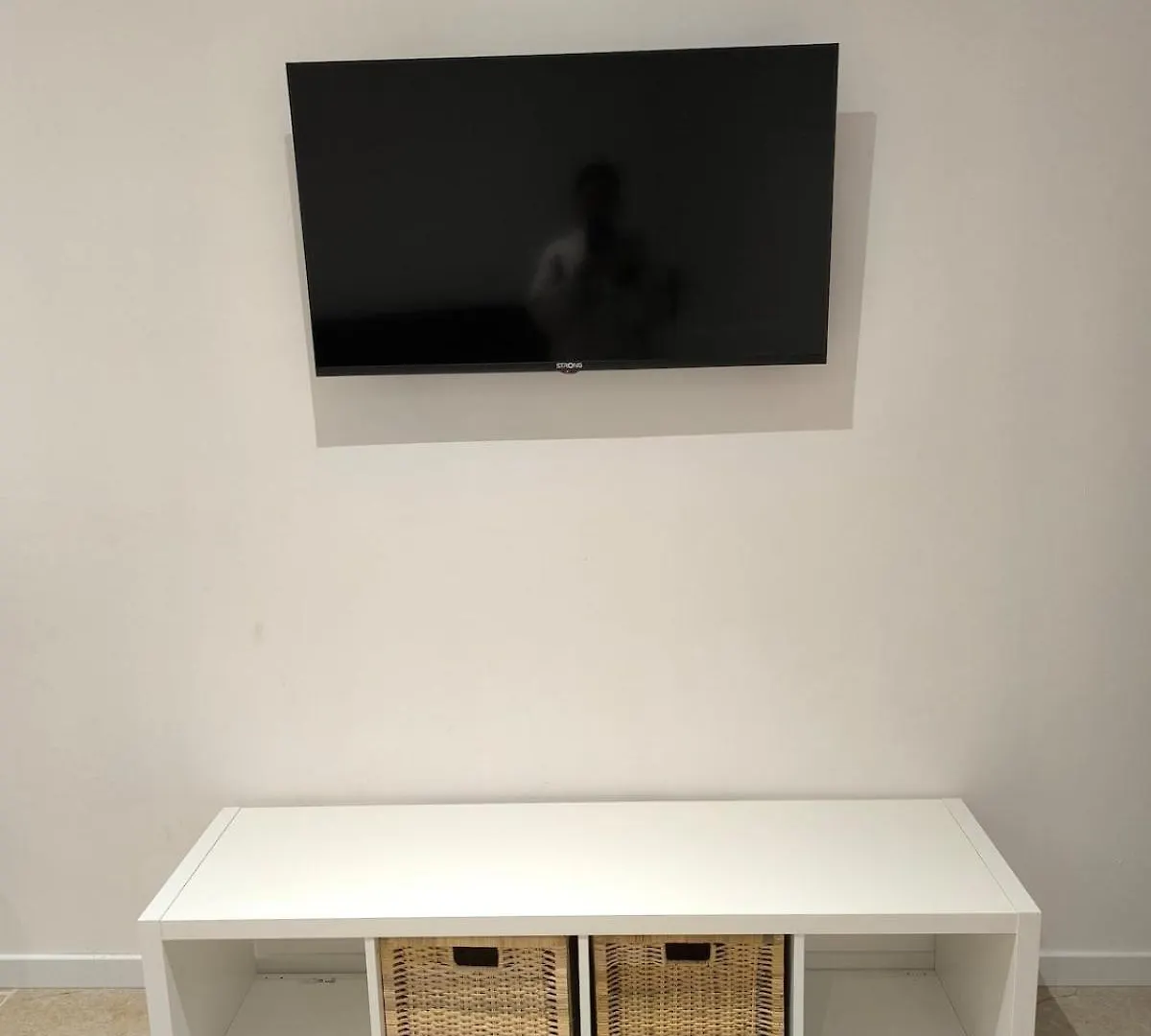 Appartement Avec Une Chambre Et Tout Equipe Dans Centre Ville Montelimar